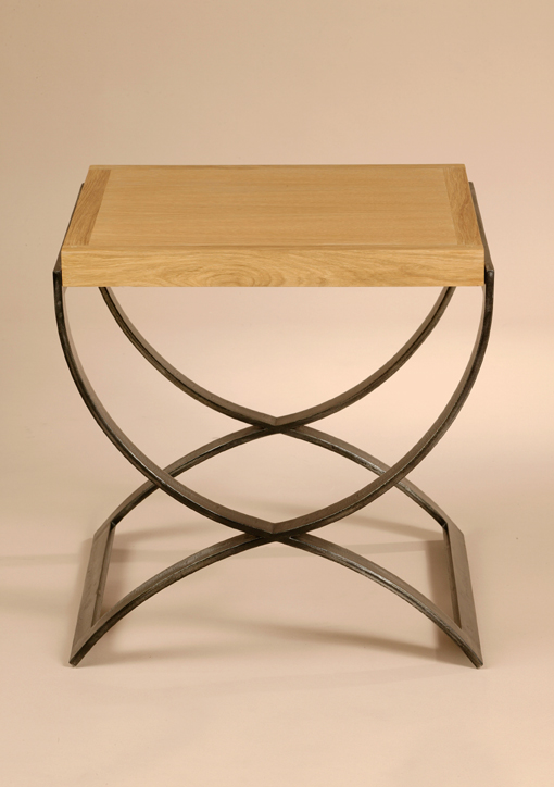 Variante avec un plateau en chêne massif Variante avec un plateau en chêne massif